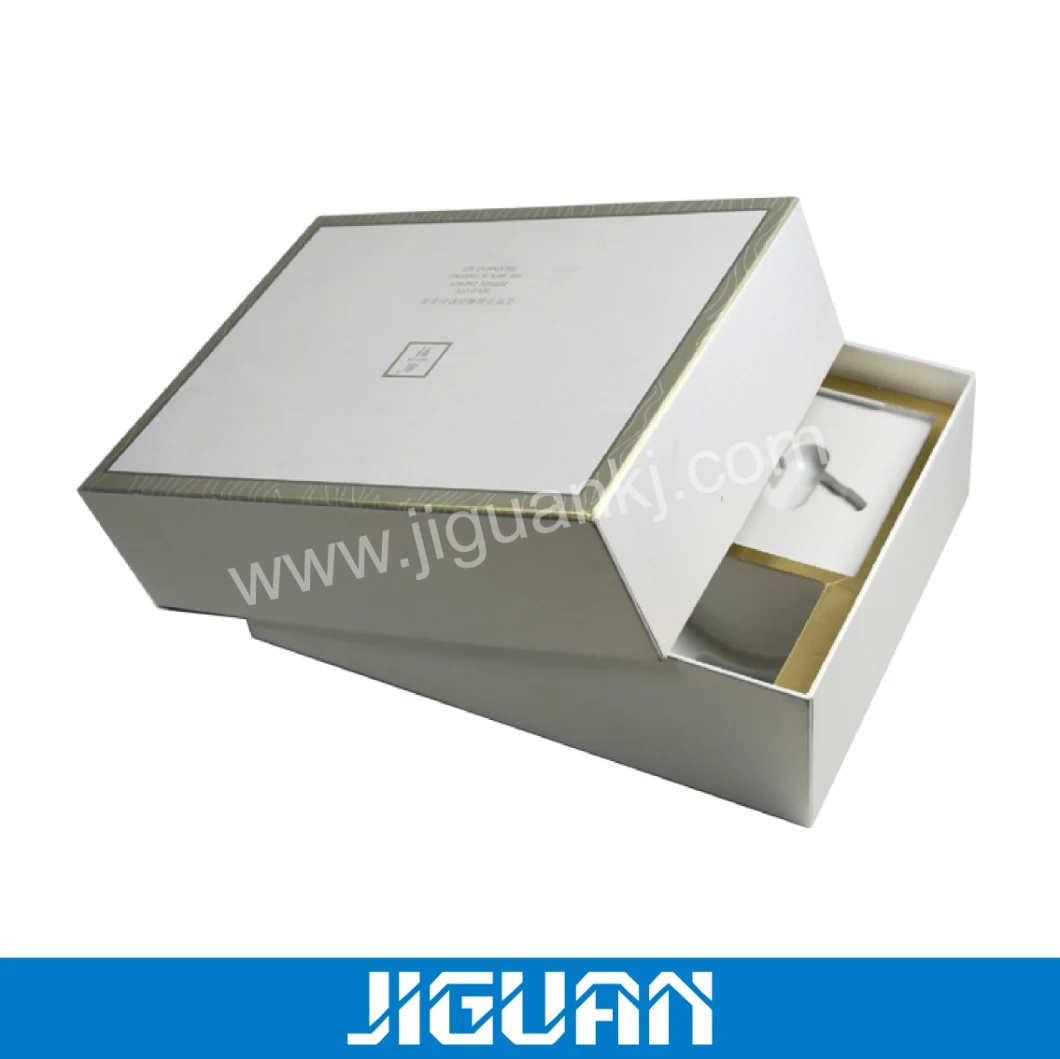 White Thick Hard Paper Gift Packaging Box